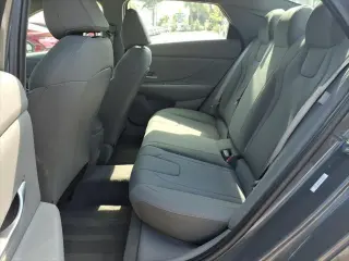 Hyundai ELANTRA 2025 SE 4dr Sedan