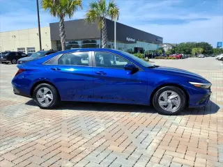 Hyundai ELANTRA 2025 SE 4dr Sedan