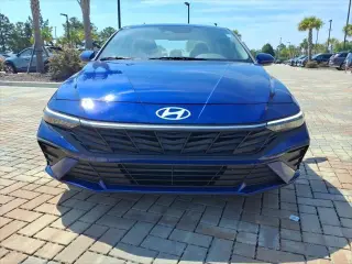 Hyundai ELANTRA 2025 SE 4dr Sedan