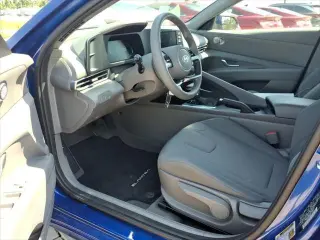 Hyundai ELANTRA 2025 SE 4dr Sedan