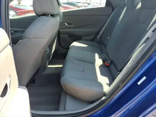 Hyundai ELANTRA 2025 SE 4dr Sedan