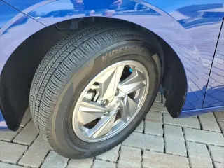 Hyundai ELANTRA 2025 SE 4dr Sedan