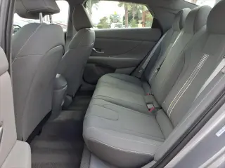 Hyundai ELANTRA 2026 SEL Sport 4dr Sedan
