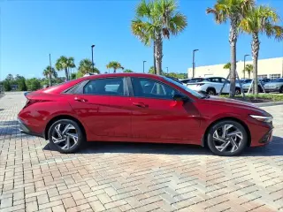 Hyundai ELANTRA 2025 SEL Sport 4dr Sedan