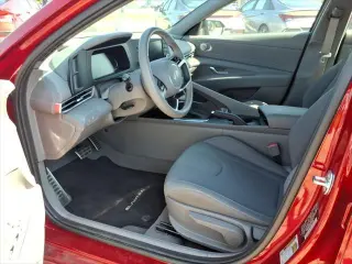 Hyundai ELANTRA 2025 SEL Sport 4dr Sedan