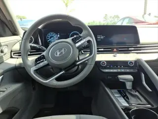 Hyundai ELANTRA 2025 SEL Convenience 4dr Sedan