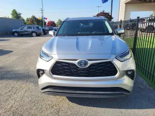Toyota Highlander Hybrid 2021 XLE 4dr SUV