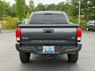 Toyota Tacoma 2019 4x4 TRD Sport 4dr Double Cab 5.0 ft SB 6M