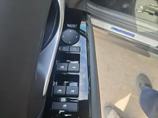 Hyundai TUCSON 2025 Limited 4dr SUV