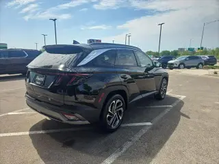 Hyundai TUCSON 2025 Limited 4dr SUV