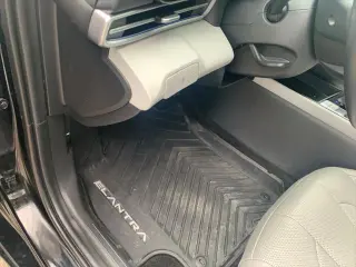 Hyundai ELANTRA 2024 Limited 4dr Sedan