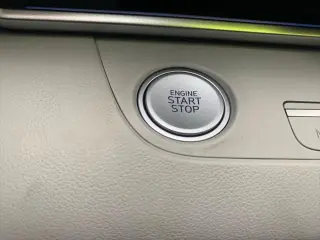 Hyundai ELANTRA 2024 Limited 4dr Sedan