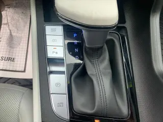Hyundai ELANTRA 2024 Limited 4dr Sedan