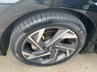 Hyundai ELANTRA 2024 Limited 4dr Sedan