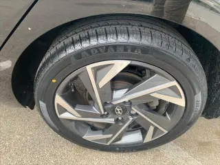 Hyundai ELANTRA 2024 Limited 4dr Sedan
