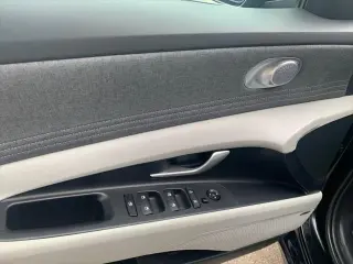 Hyundai ELANTRA 2024 Limited 4dr Sedan