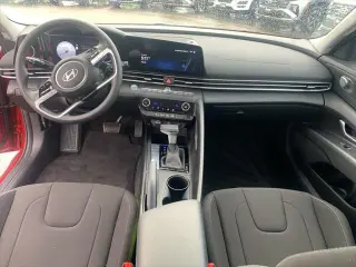 Hyundai ELANTRA 2024 SEL 4dr Sedan