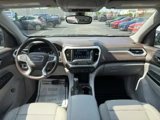 GMC Acadia 2017 4x4 SLT-1 4dr SUV