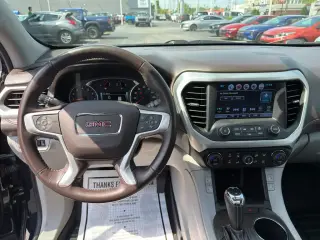 GMC Acadia 2017 4x4 SLT-1 4dr SUV
