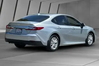 Toyota Camry 2025 LE 4dr Sedan