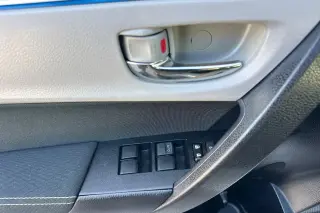 Toyota Corolla 2015 S 4dr Sedan