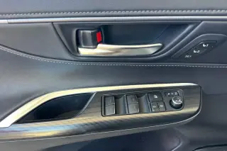 Toyota Venza 2021 AWD Limited 4dr Crossover