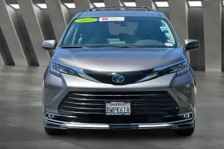 Toyota Sienna 2021 AWD XLE 7-Passenger 4dr Mini-Van