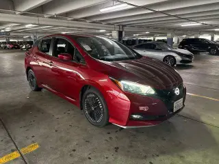 Nissan LEAF 2023 SV PLUS 4dr Hatchback
