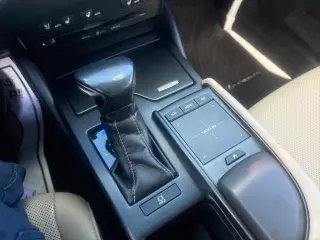 Lexus ES 350 2019 F SPORT 4dr Sedan