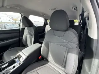 Hyundai TUCSON 2026 SE 4dr SUV