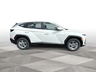Hyundai TUCSON 2026 SE 4dr SUV