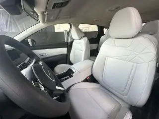 Hyundai TUCSON 2026 SE 4dr SUV