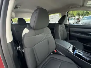 Hyundai TUCSON 2026 SE 4dr SUV