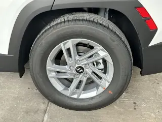 Hyundai TUCSON 2026 SE 4dr SUV