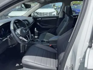 Volkswagen Jetta 2023 SE 4dr Sedan