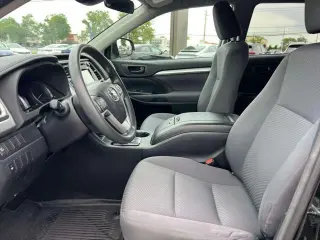 Toyota Highlander 2018 AWD LE 4dr SUV