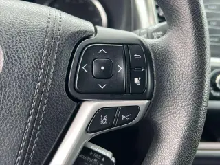 Toyota Highlander 2018 AWD LE 4dr SUV