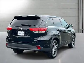 Toyota Highlander 2018 AWD LE 4dr SUV