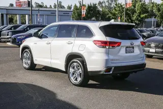 Toyota Highlander Hybrid 2019 AWD Limited 4dr SUV