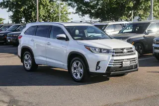 Toyota Highlander Hybrid 2019 AWD Limited 4dr SUV