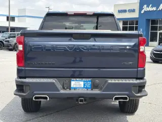 Chevrolet Silverado 1500 2021 4x4 RST 4dr Crew Cab 5.8 ft. SB