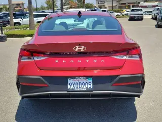 Hyundai ELANTRA 2026 SE 4dr Sedan