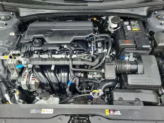 Hyundai ELANTRA 2026 SE 4dr Sedan
