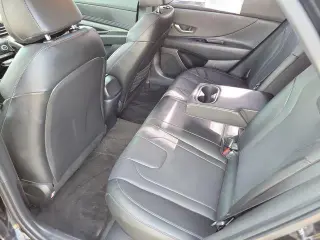 Hyundai ELANTRA Hybrid 2023 Limited 4dr Sedan