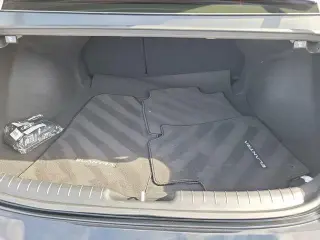 Hyundai ELANTRA Hybrid 2023 Limited 4dr Sedan