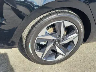 Hyundai ELANTRA Hybrid 2023 Limited 4dr Sedan