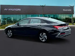 Hyundai ELANTRA 2024 Limited 4dr Sedan