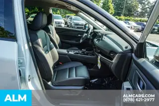 Nissan Rogue 2025 SL 4dr Crossover