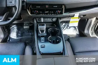 Nissan Rogue 2025 SL 4dr Crossover