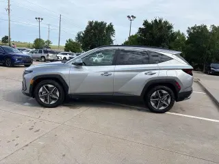 Hyundai TUCSON 2026 SEL 4dr SUV